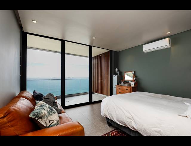 3 BEDROOM APARTMENT FOR SALE IN UMDLOTI BEACH
